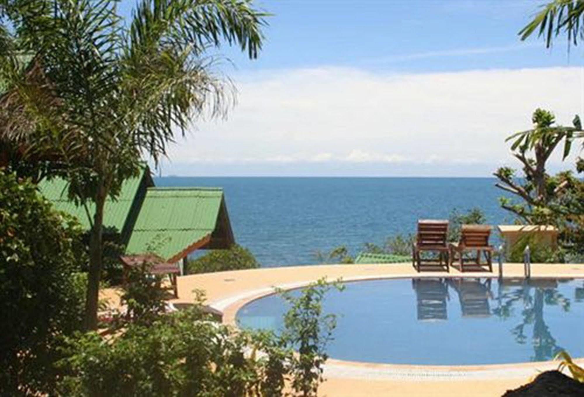 Lucky Resort Haad Yao Exterior photo